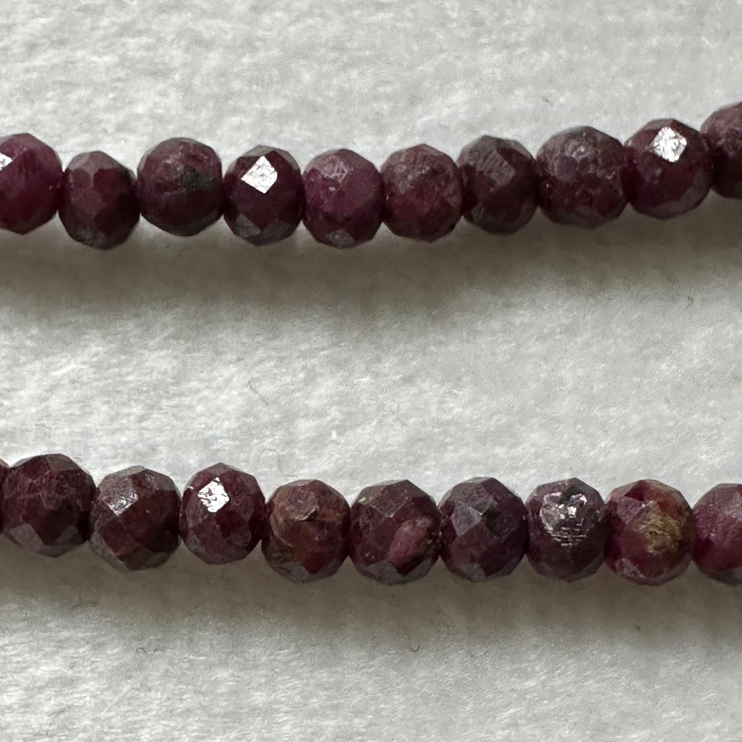 14K GOLD AND FACETED GARNET BEAD NECKLACE