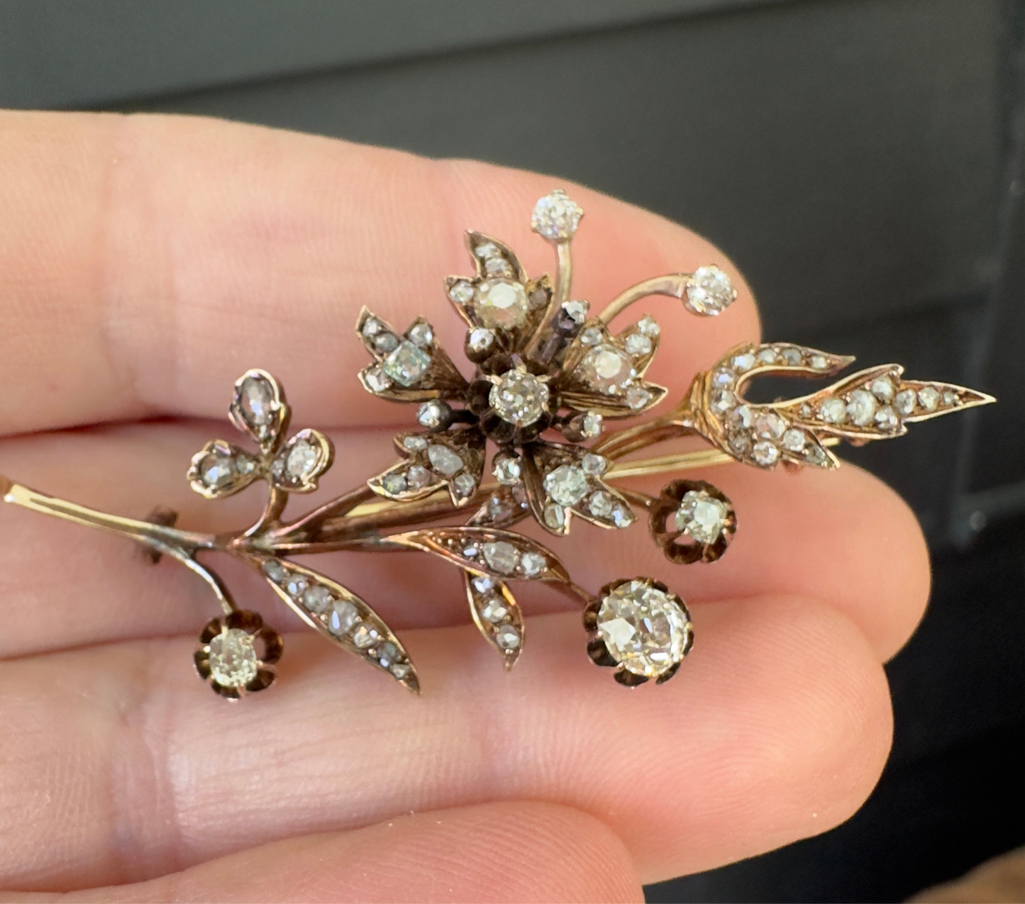 Victorian Old Mine 2 cttw Diamond Gold Brooch