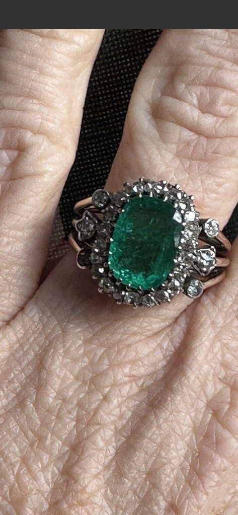 An Antique SILVER-TOPPED 14K GOLD, EMERALD AND DIAMOND RING