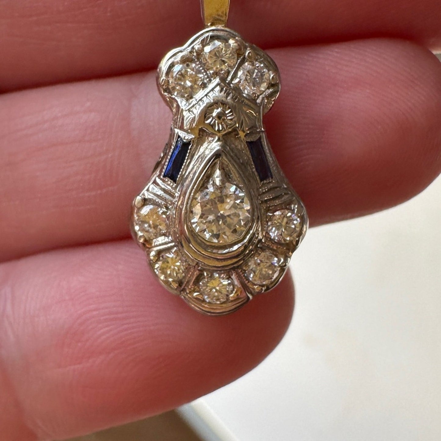 Antique art deco 20k diamond pendant necklace