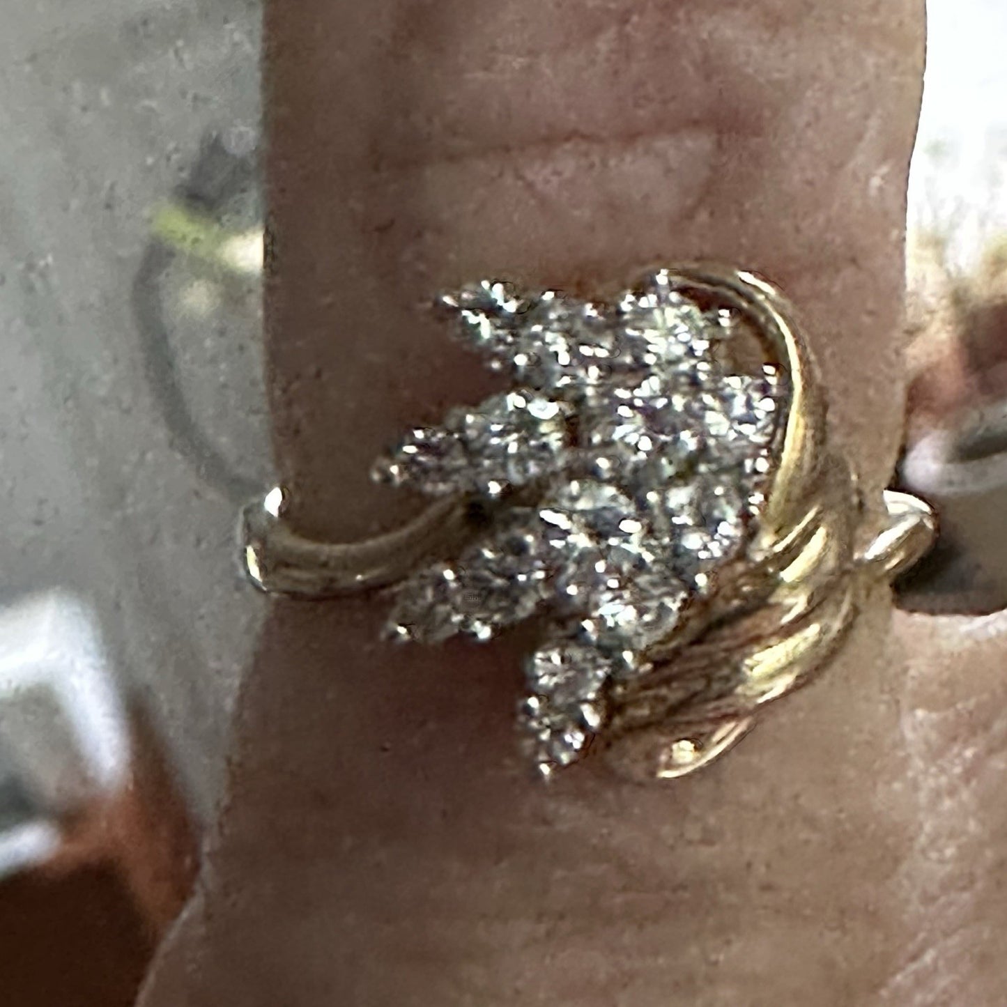 14k Diamond Spray Cluster Ring Size 5
