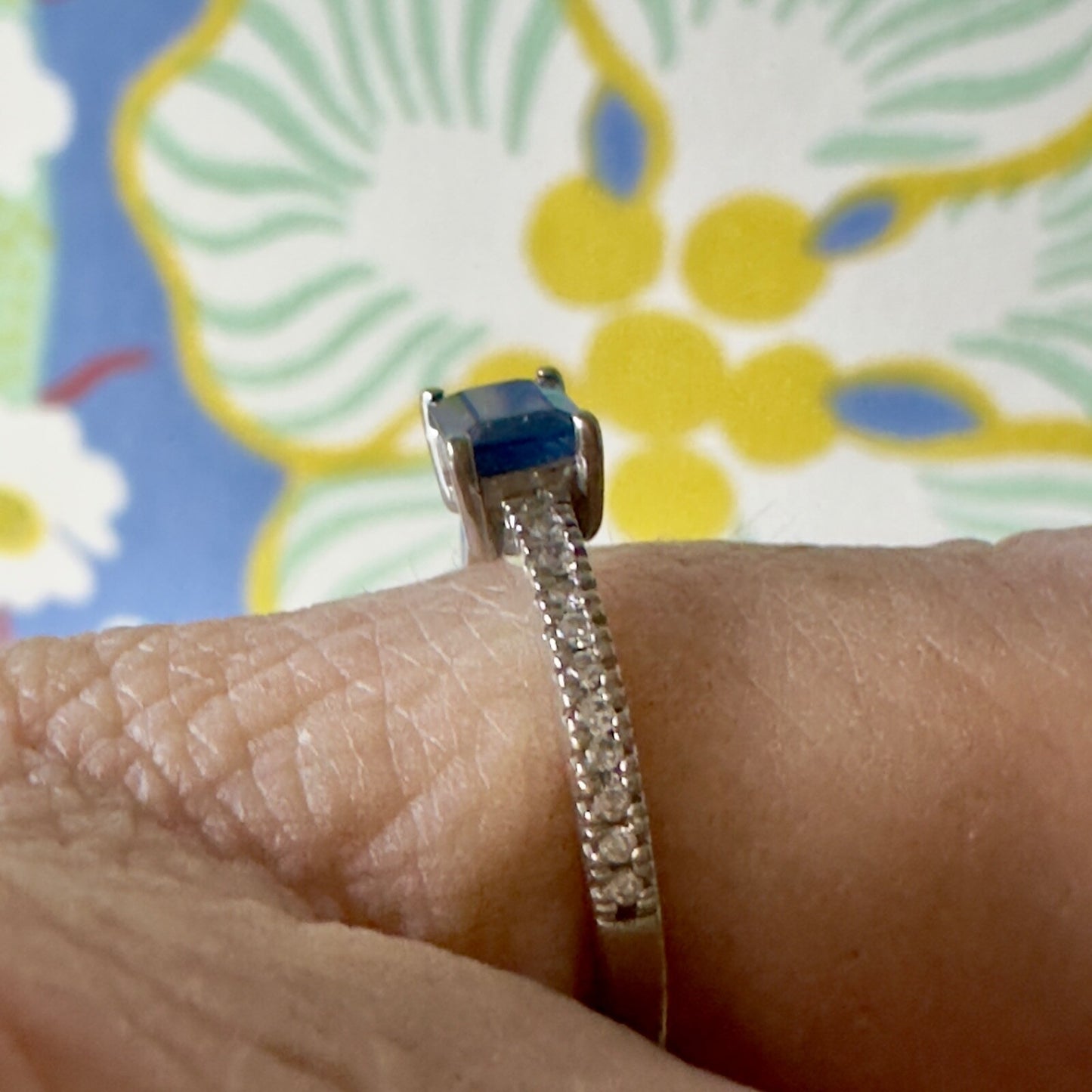 14k white gold natural sapphire & diamond ring size 6.75