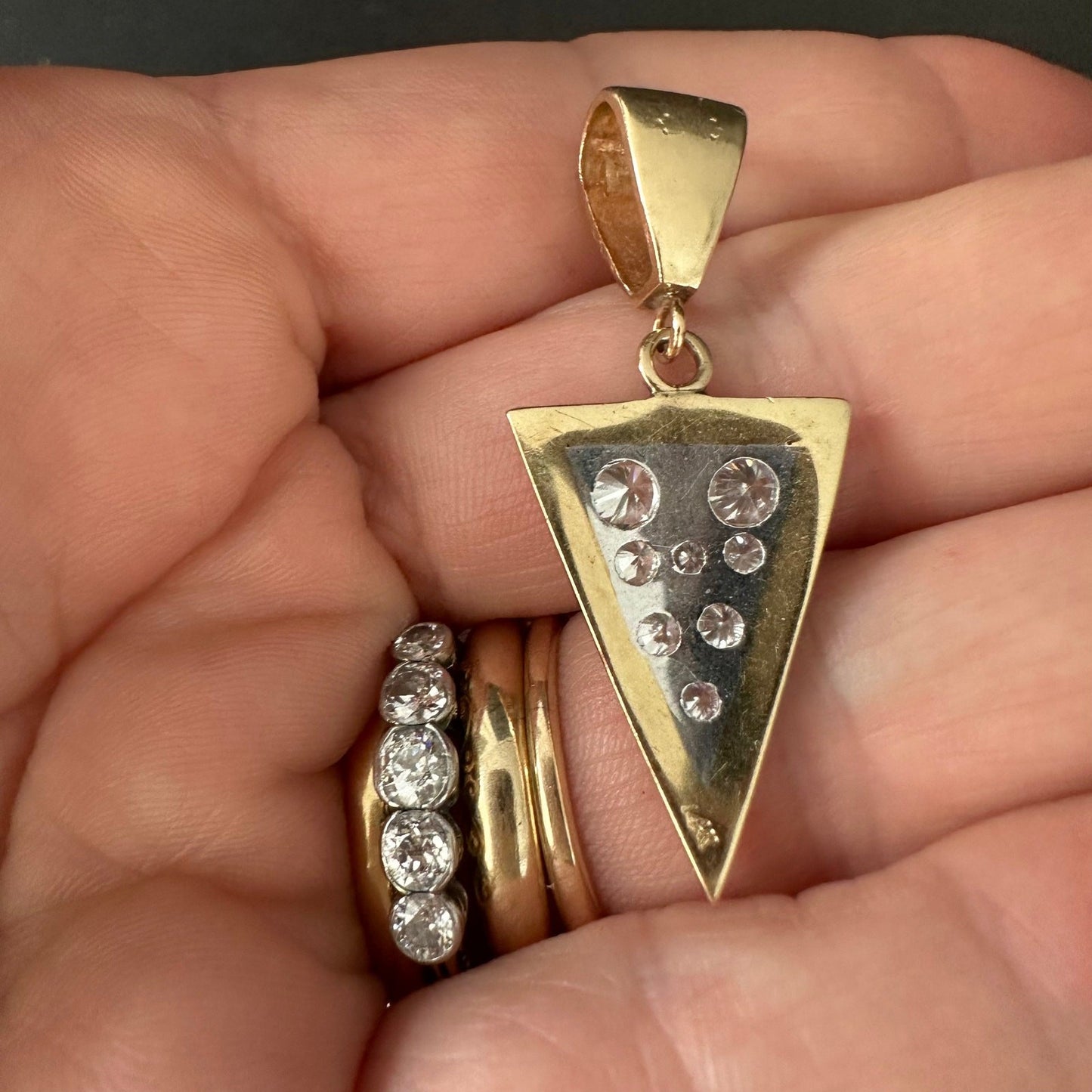 Glamorous 1990s V-Shaped Diamond Pendant – 14K Yellow & White Gold, Over 1 Carat