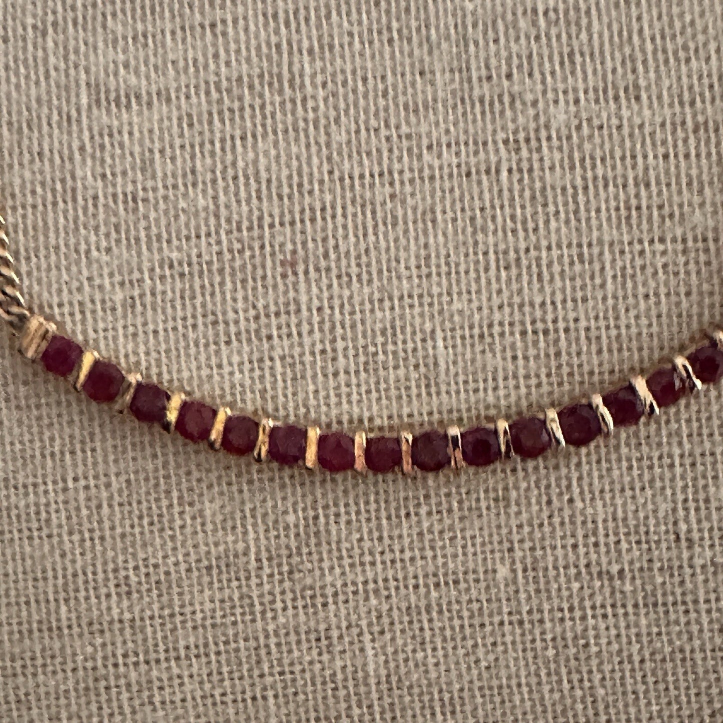 18K Ruby Collar Necklace 15.3g