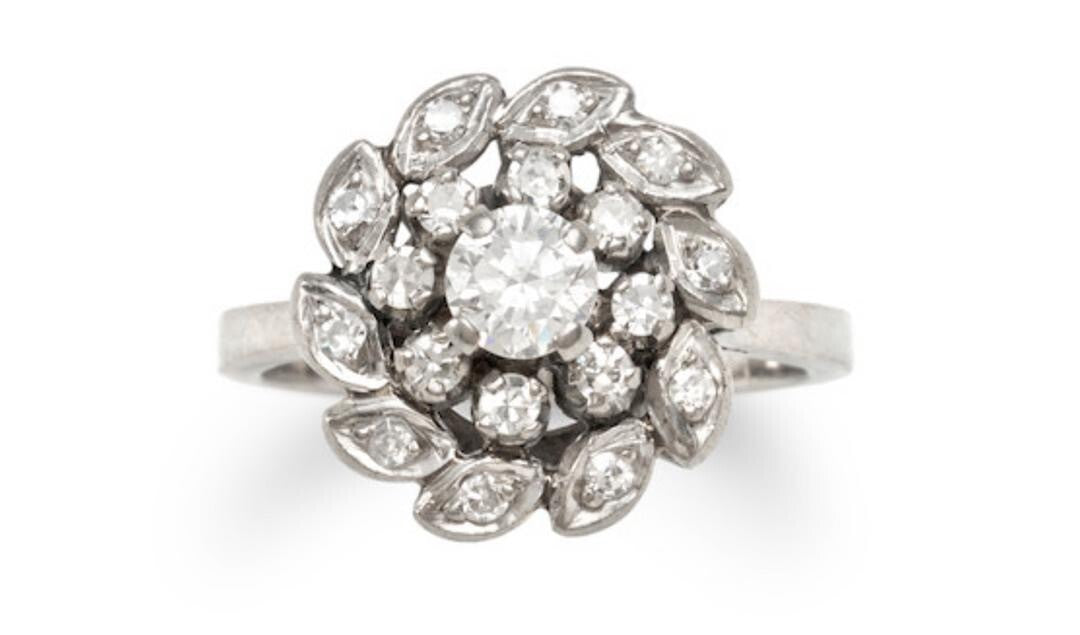 Vintage diamond cluster ring 14k