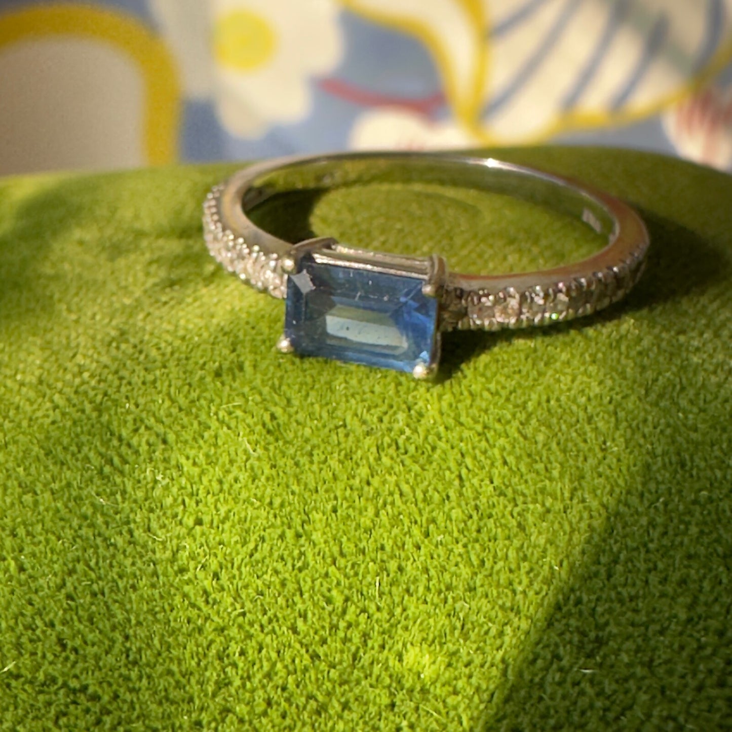 14k white gold natural sapphire & diamond ring size 6.75