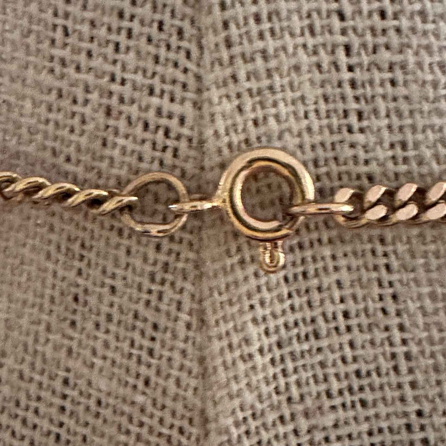 18K Ruby Collar Necklace 15.3g