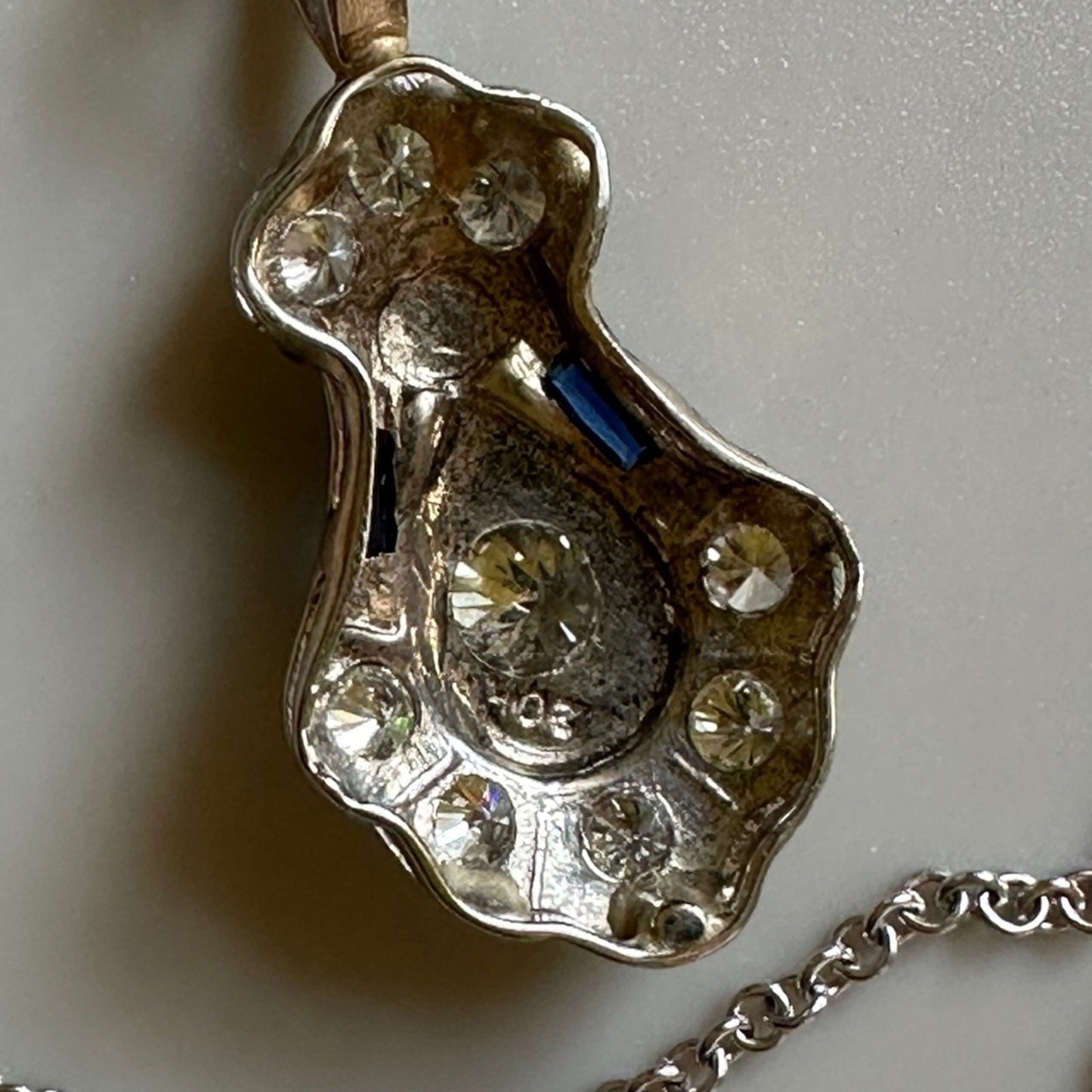 Antique art deco 20k diamond pendant necklace