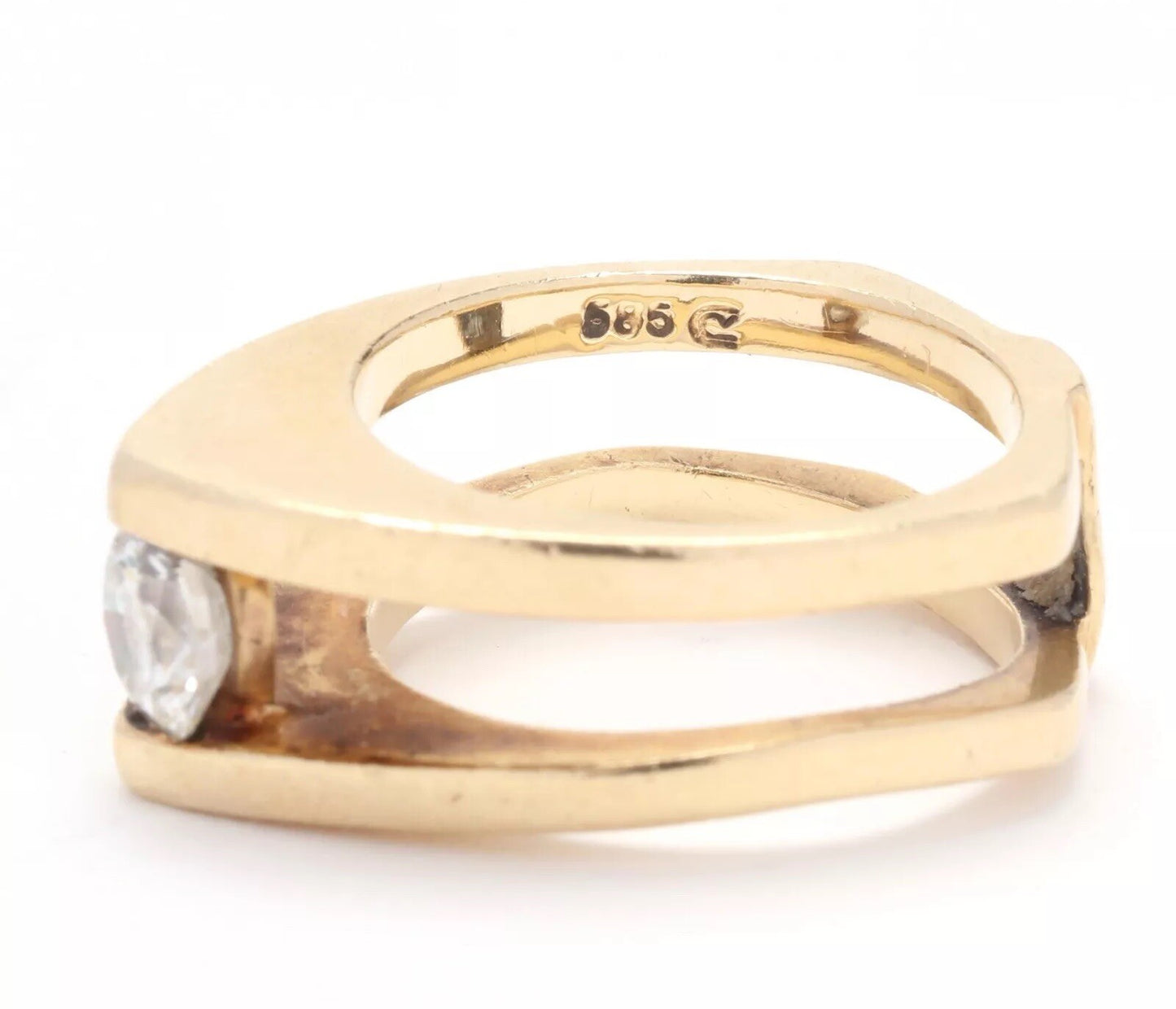 Modernist Diamond Ring (F-G color, VS2 )