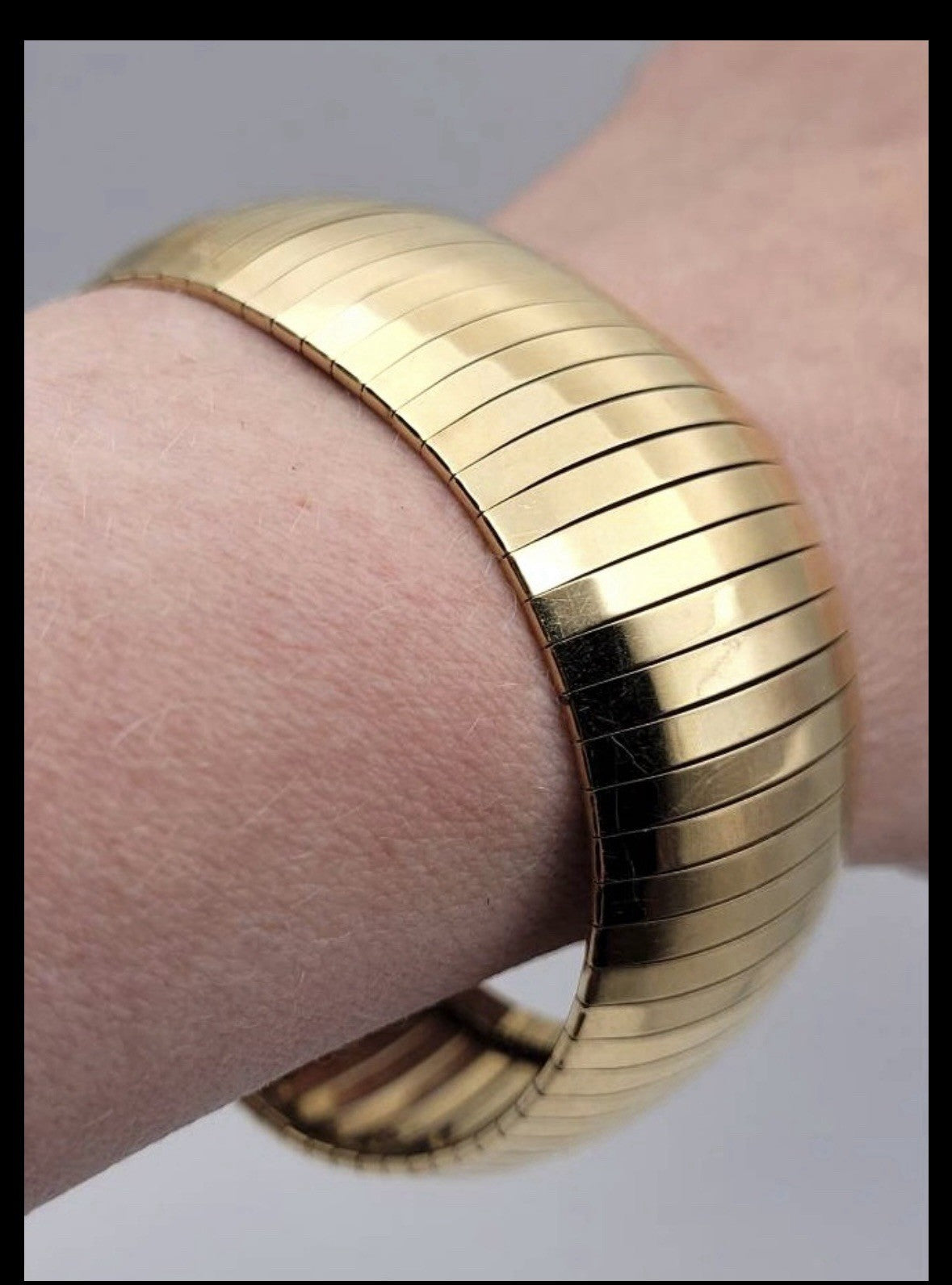 14k Chunky Wide Omega Style Bracelet 38g