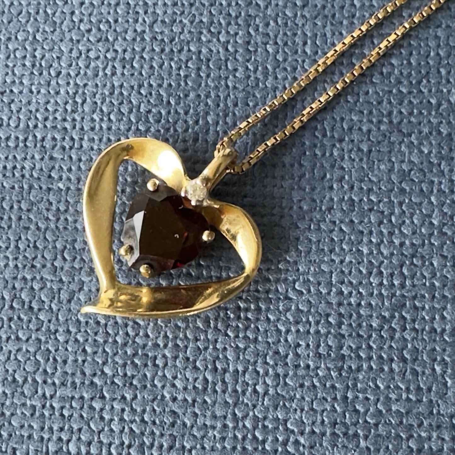 Vintage 14k Garnet Heart And Diamond Pendant Necklace