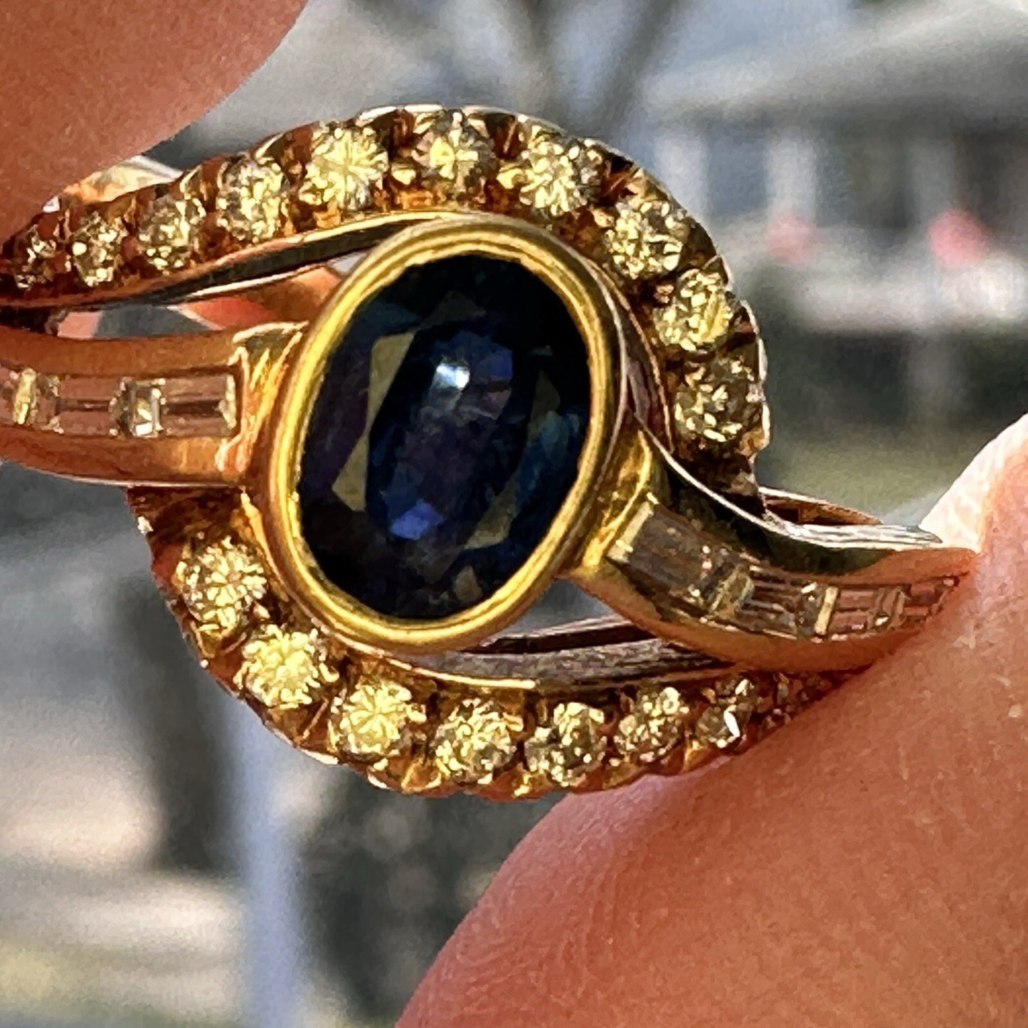 18k Sapphire and Diamond Ring Vintage