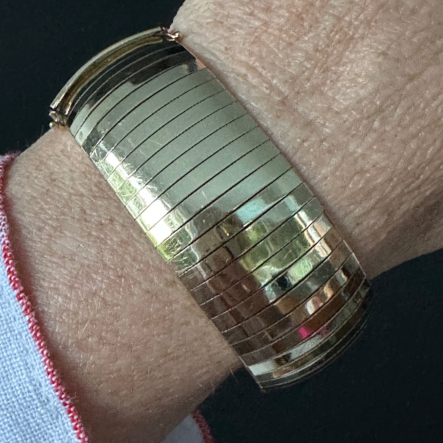 14k Silky Smooth Wide Omega Style Bracelet 38g