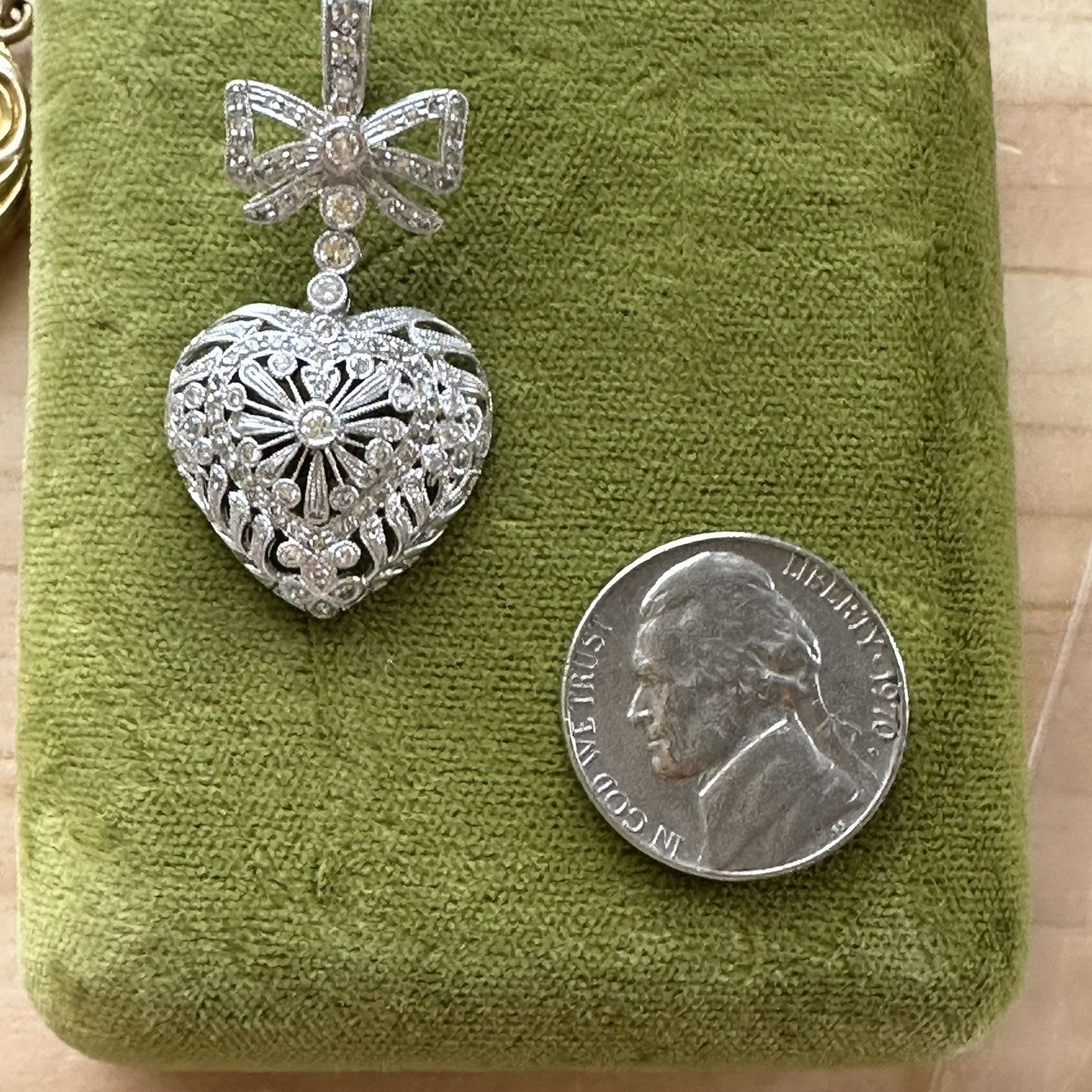 Edwardian Platnium 2 Cttw Diamond Heart Pendant