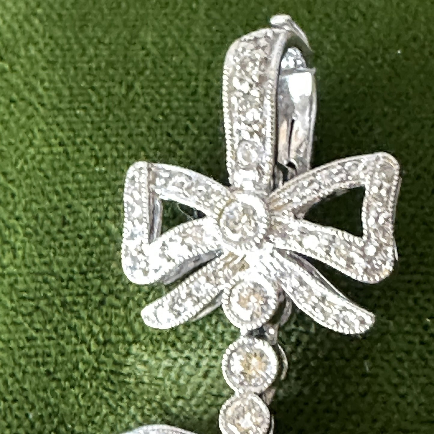 Edwardian Platnium 2 Cttw Diamond Heart Pendant
