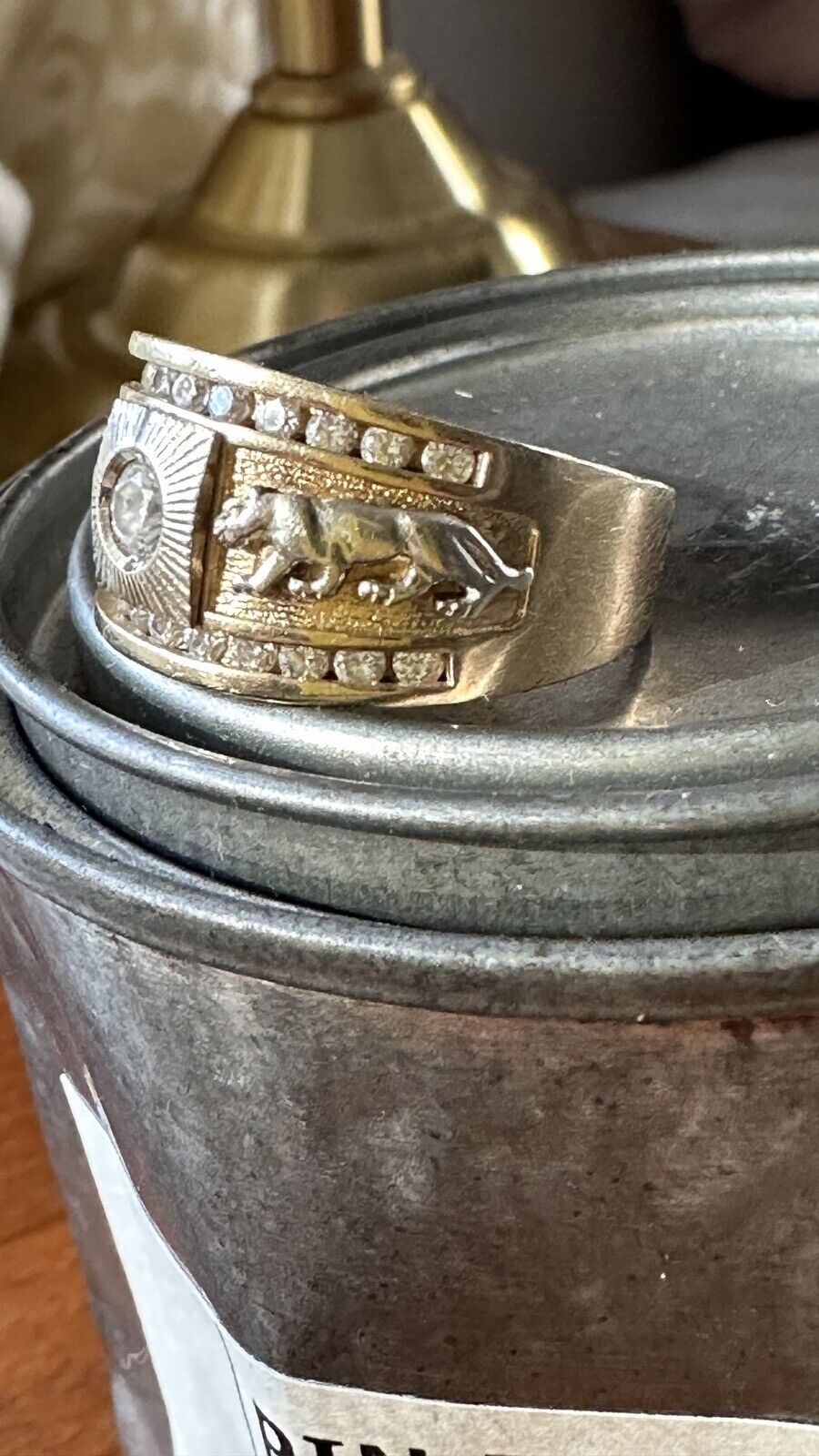 Mens Vintage 10k Gold Jaguar and 1 cttw Diamond ring Size 10.25/ 9.5 Grams