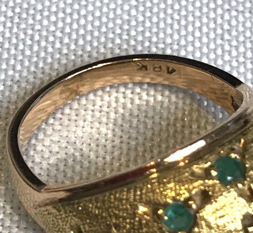 Retro 18k Emerald Dome Ring Size 4.75 - 5.23grams
