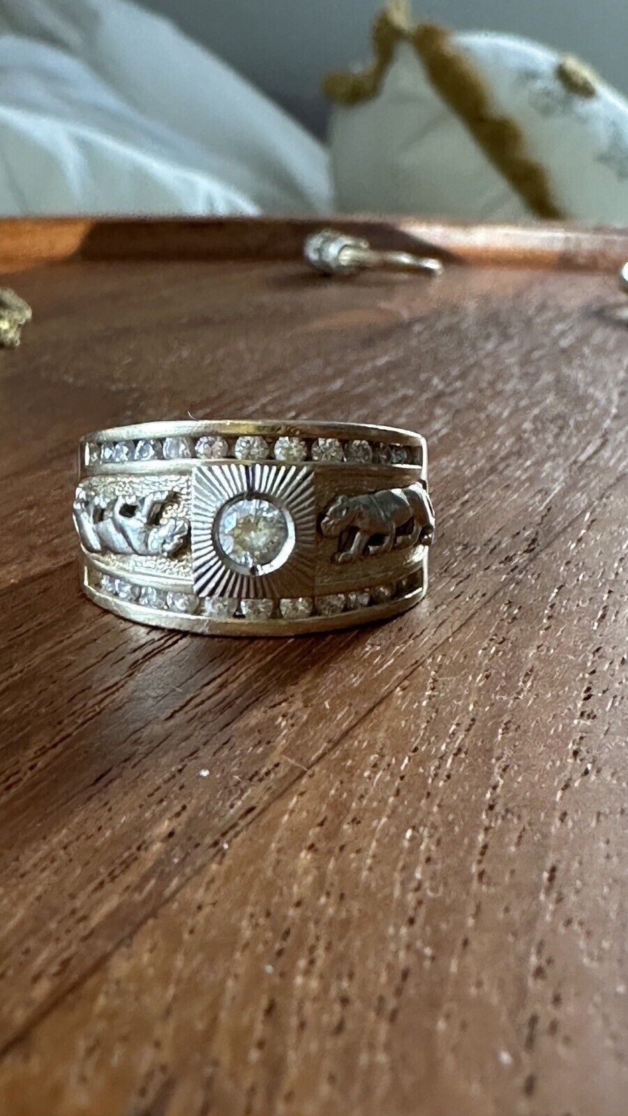 Mens Vintage 10k Gold Jaguar and 1 cttw Diamond ring Size 10.25/ 9.5 Grams