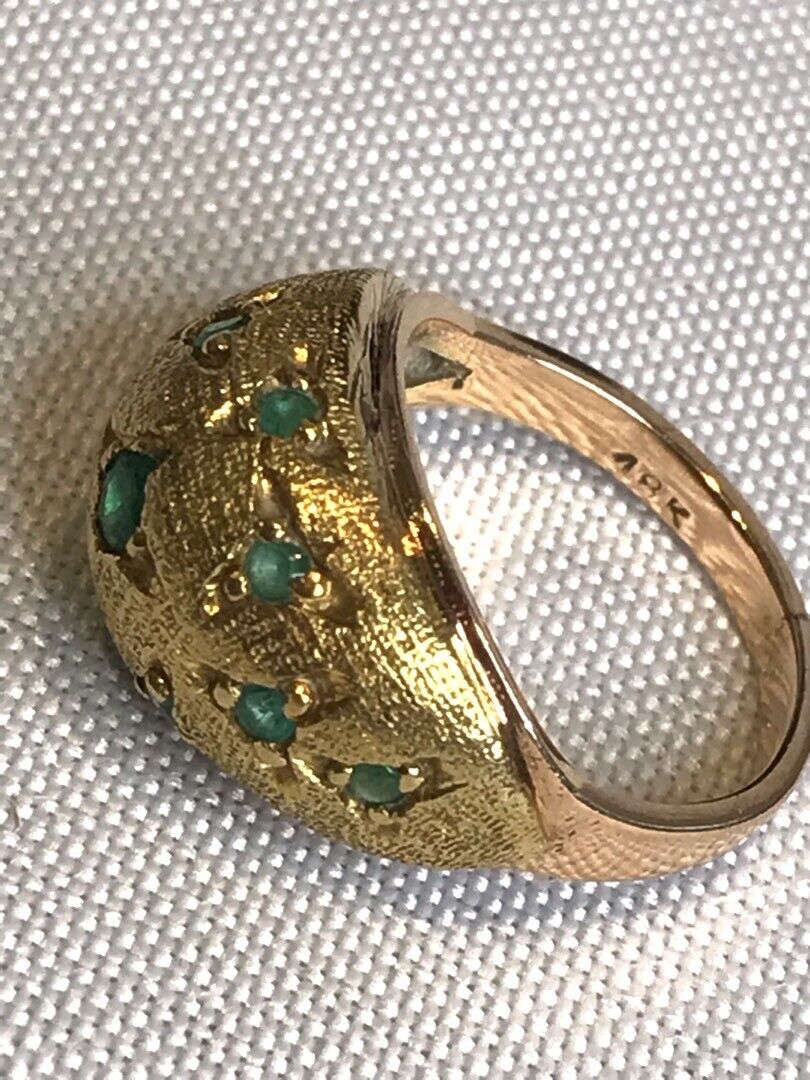 Retro 18k Emerald Dome Ring Size 4.75 - 5.23grams
