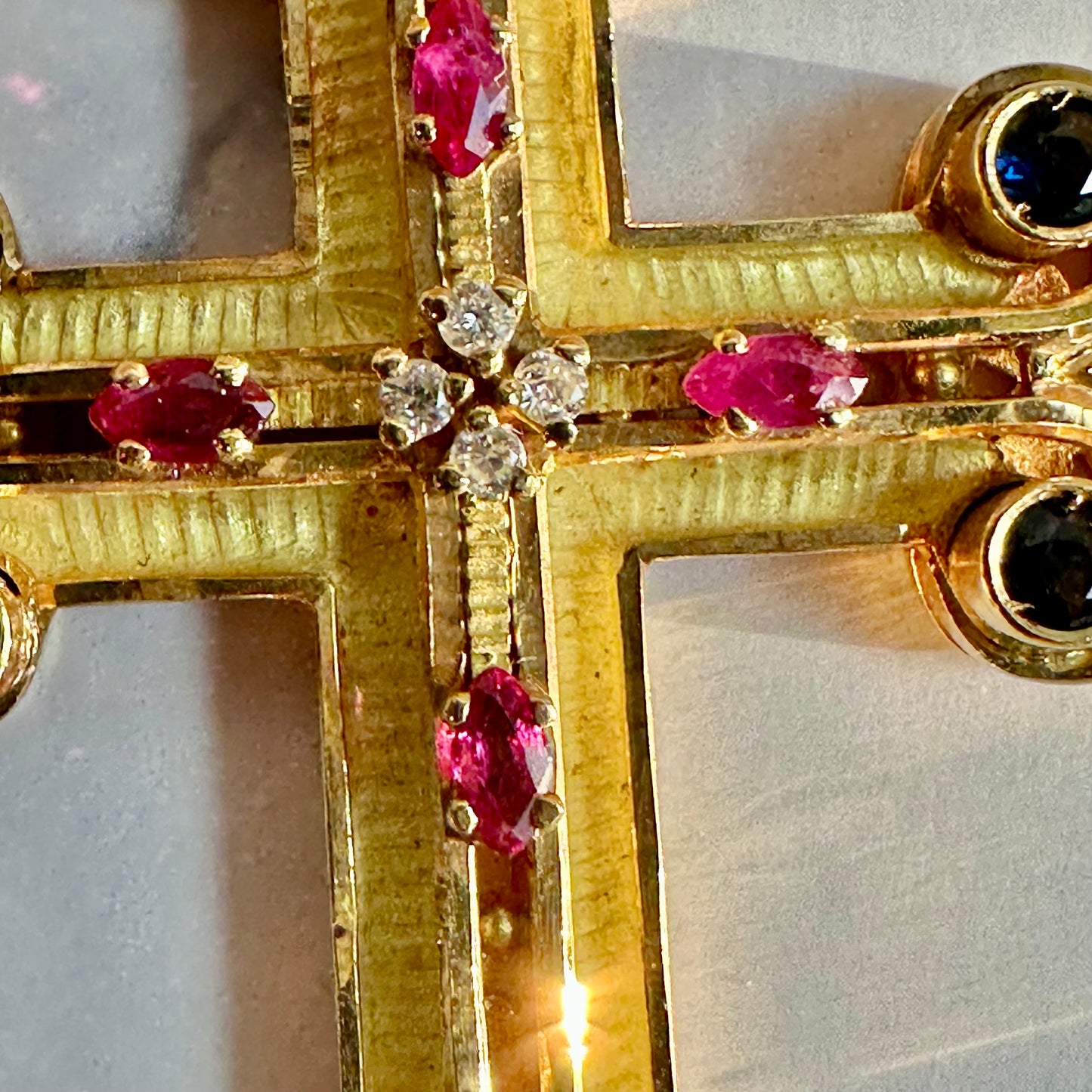 18K GOLD, SAPPHIRE, RUBY AND DIAMOND CROSS PENDANT