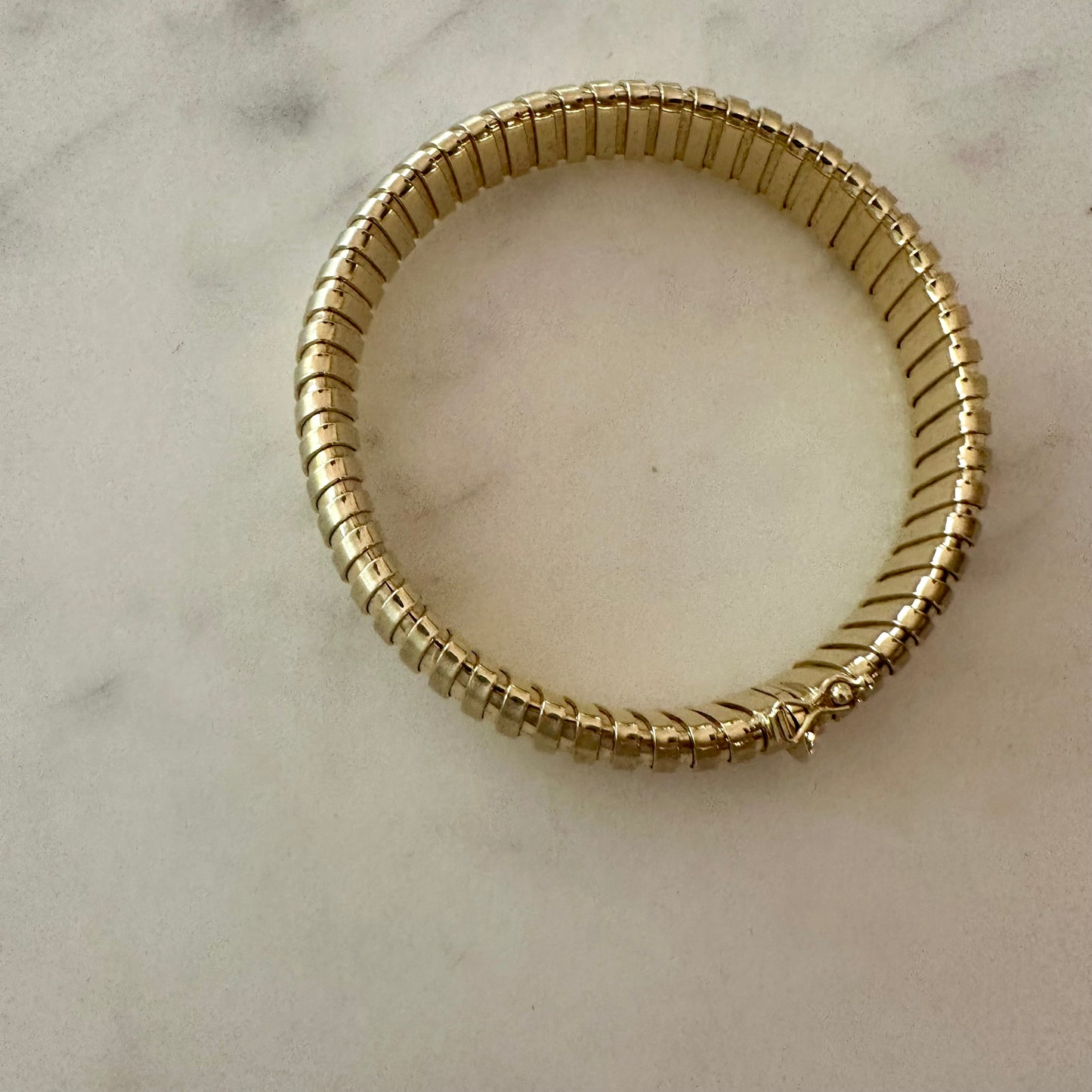 Vintage 14k Italian tubogas domed bracelet