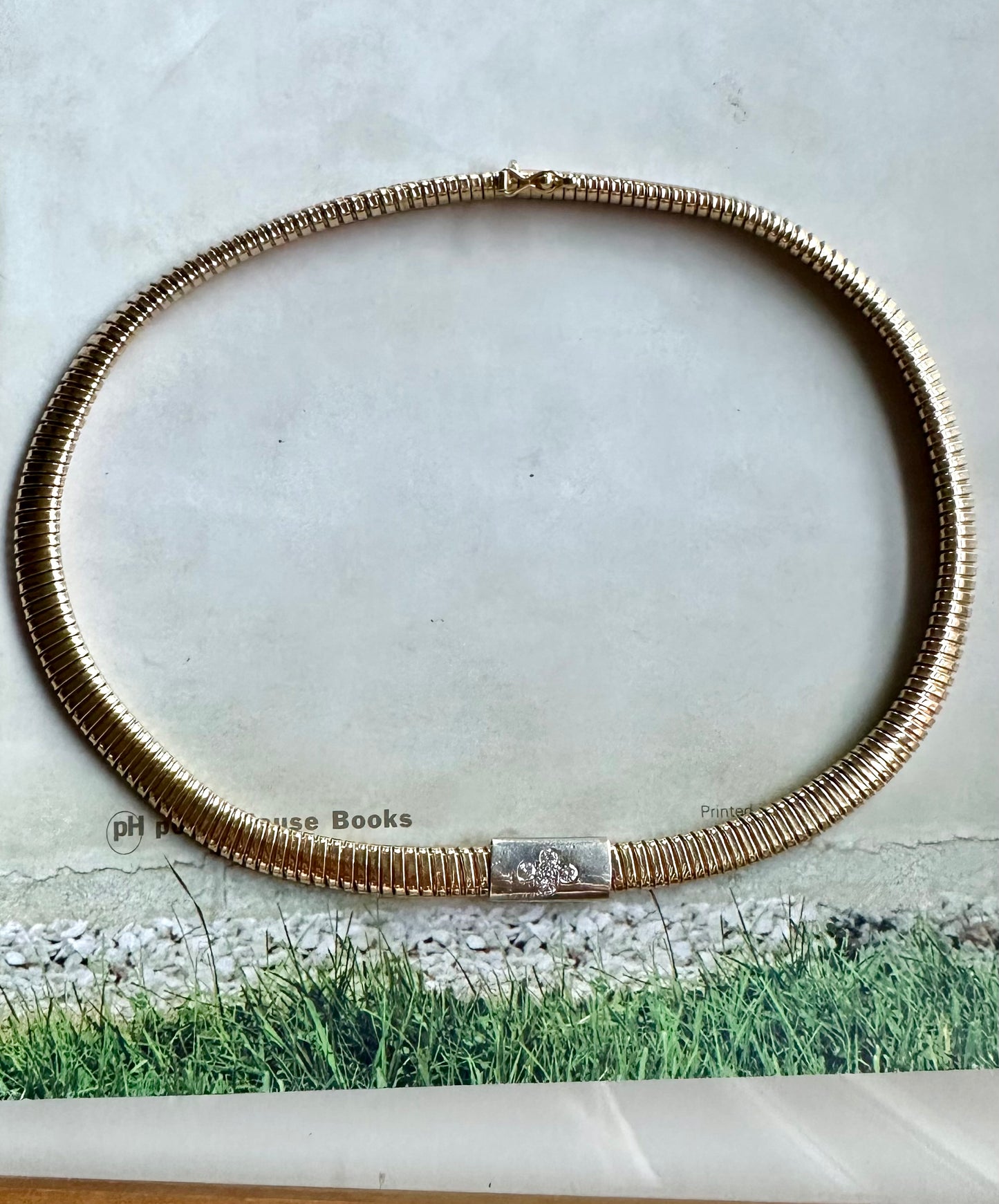 Vintage 14K Yellow Gold Tubogas Collar Necklace with Diamond Accents – 16”