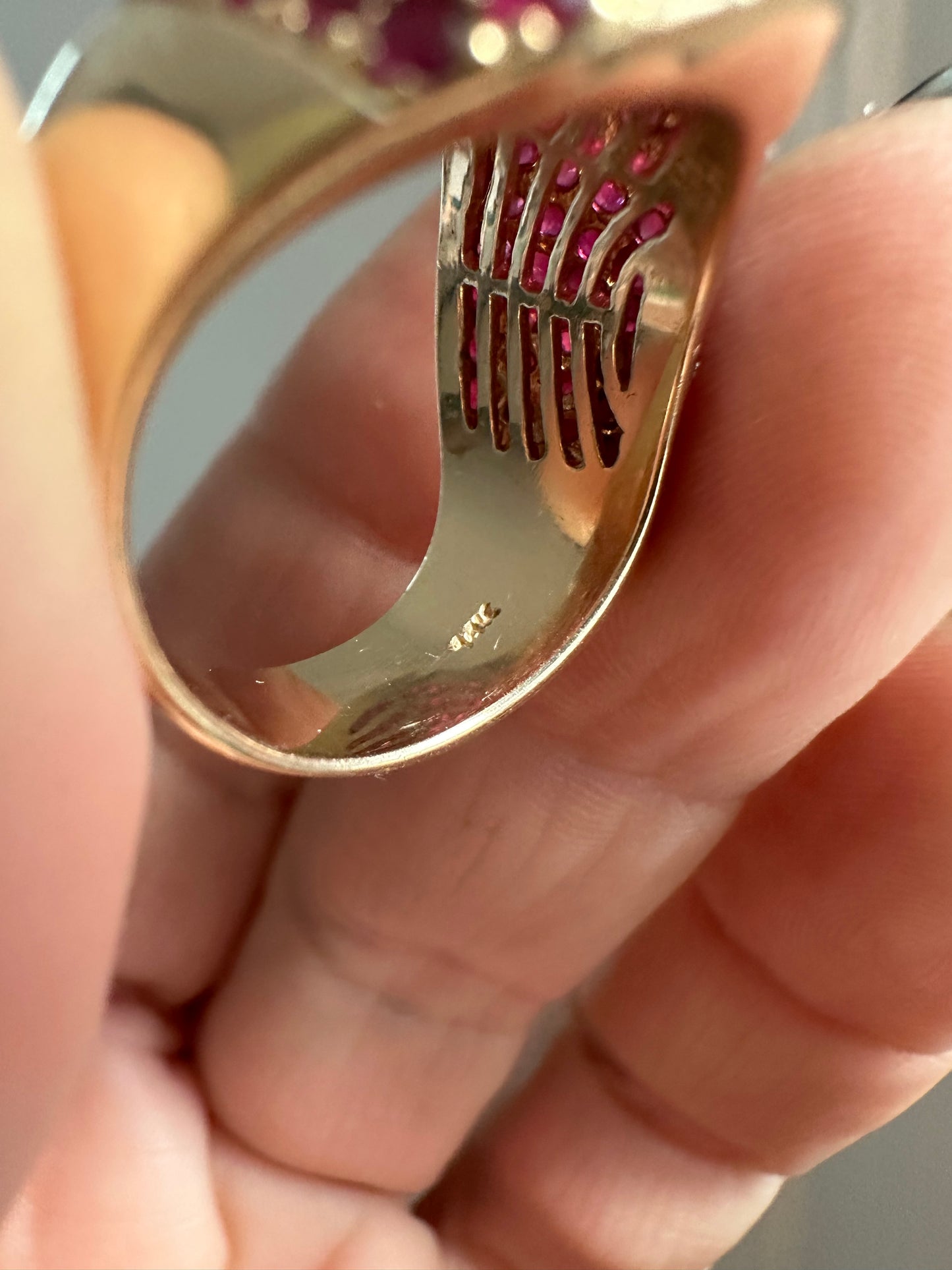 14k Diamond Ruby Ring Wave Design