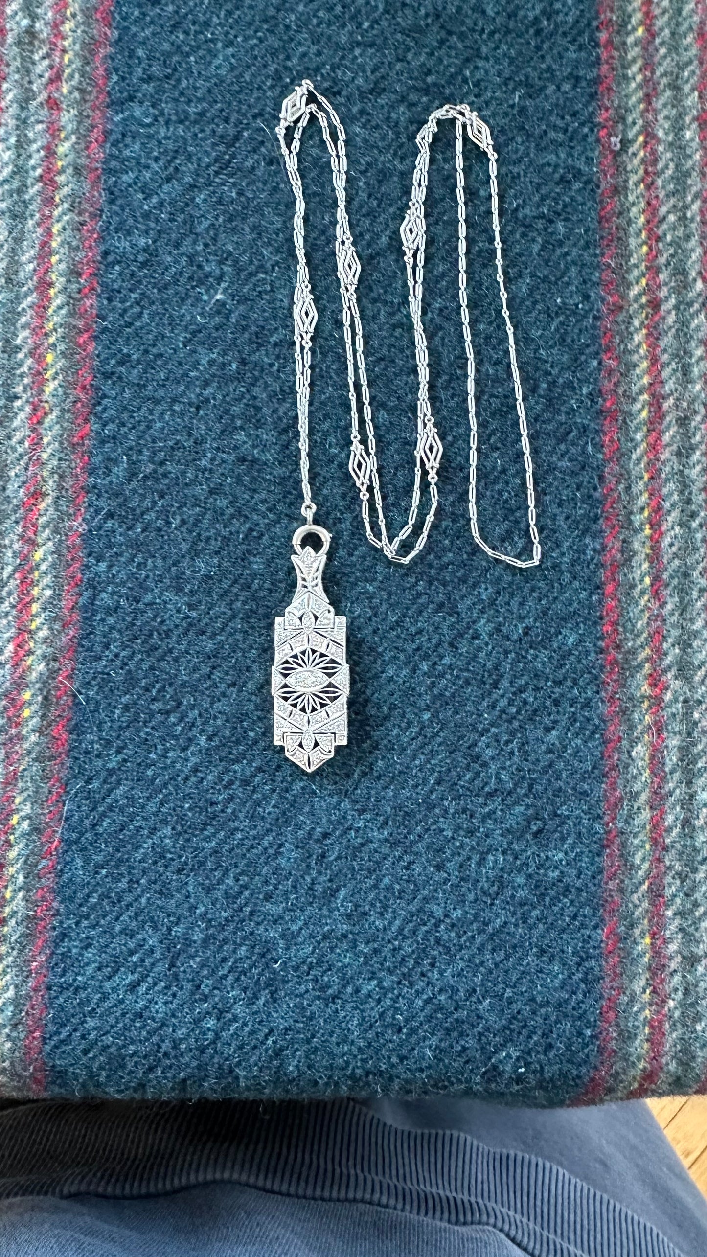 Art Deco Platnium and Diamond Pendant Brooch necklace