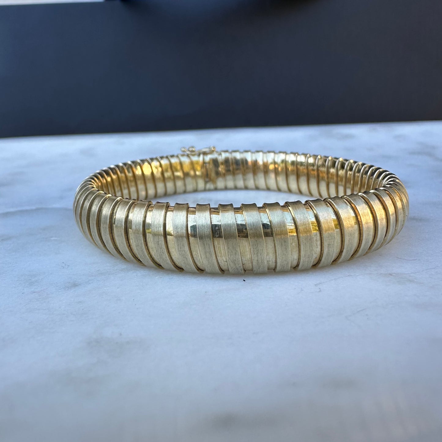 Vintage 14k Italian tubogas domed bracelet
