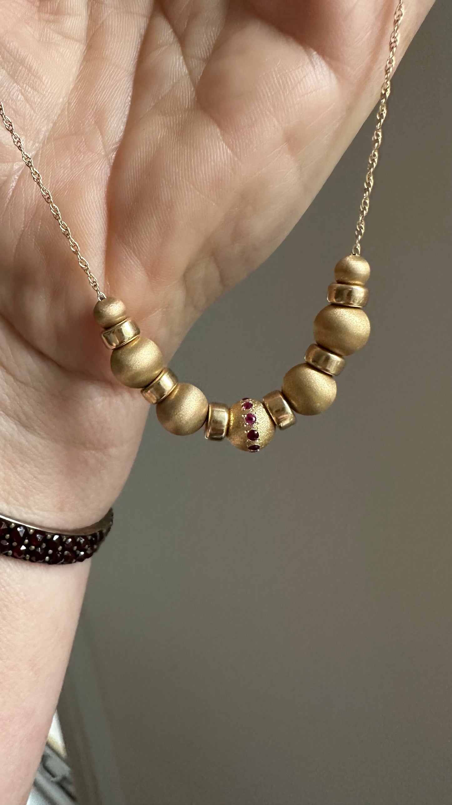 Vintage 14k gold beaded necklace with tourmalines