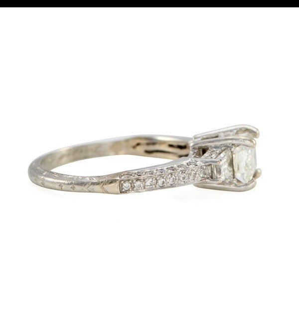 Antique Platinum 1+ cttw Old Emerald Cut Diamond Ring