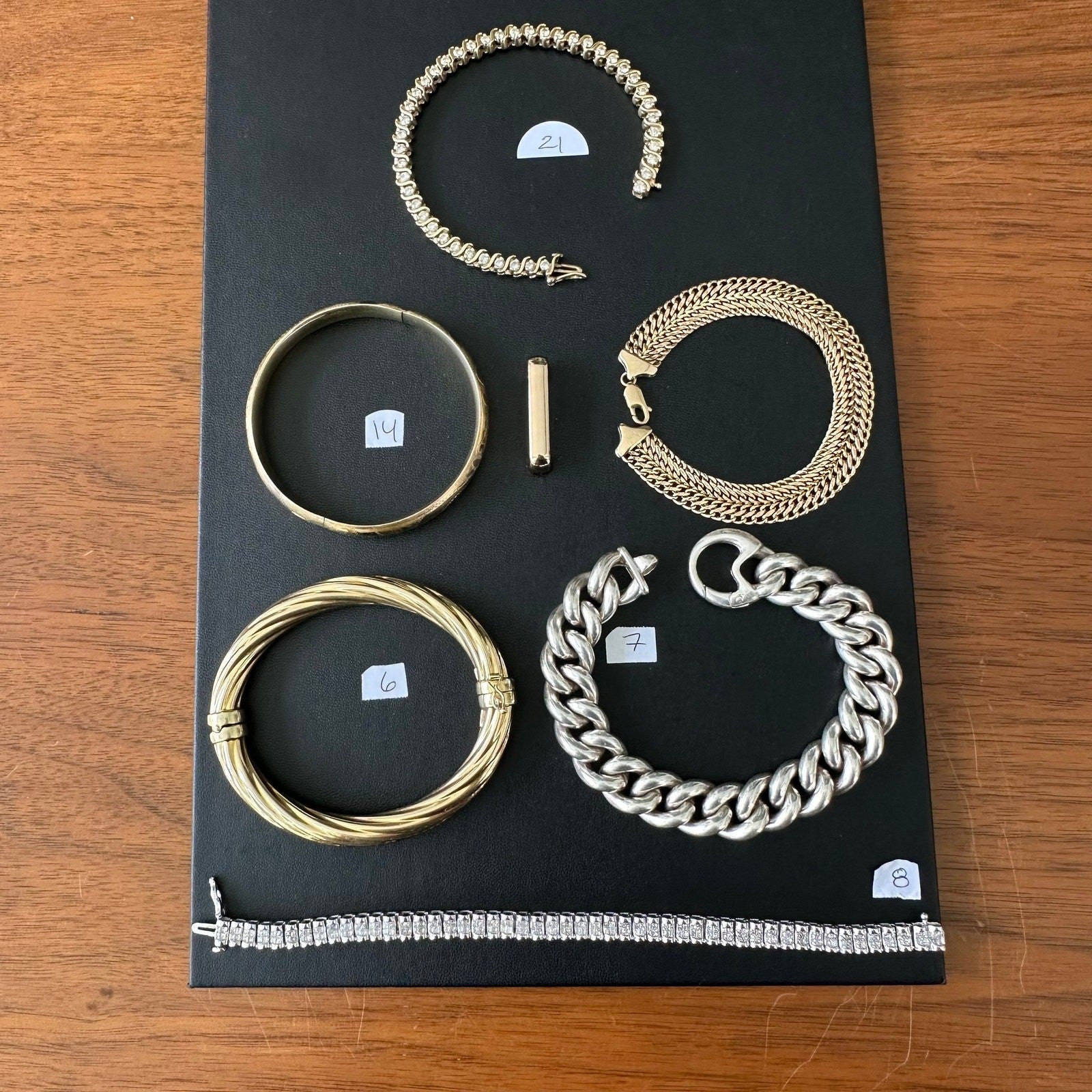 14K WHITE GOLD AND 4 cttw DIAMOND BRACELET 5.75 mm wide