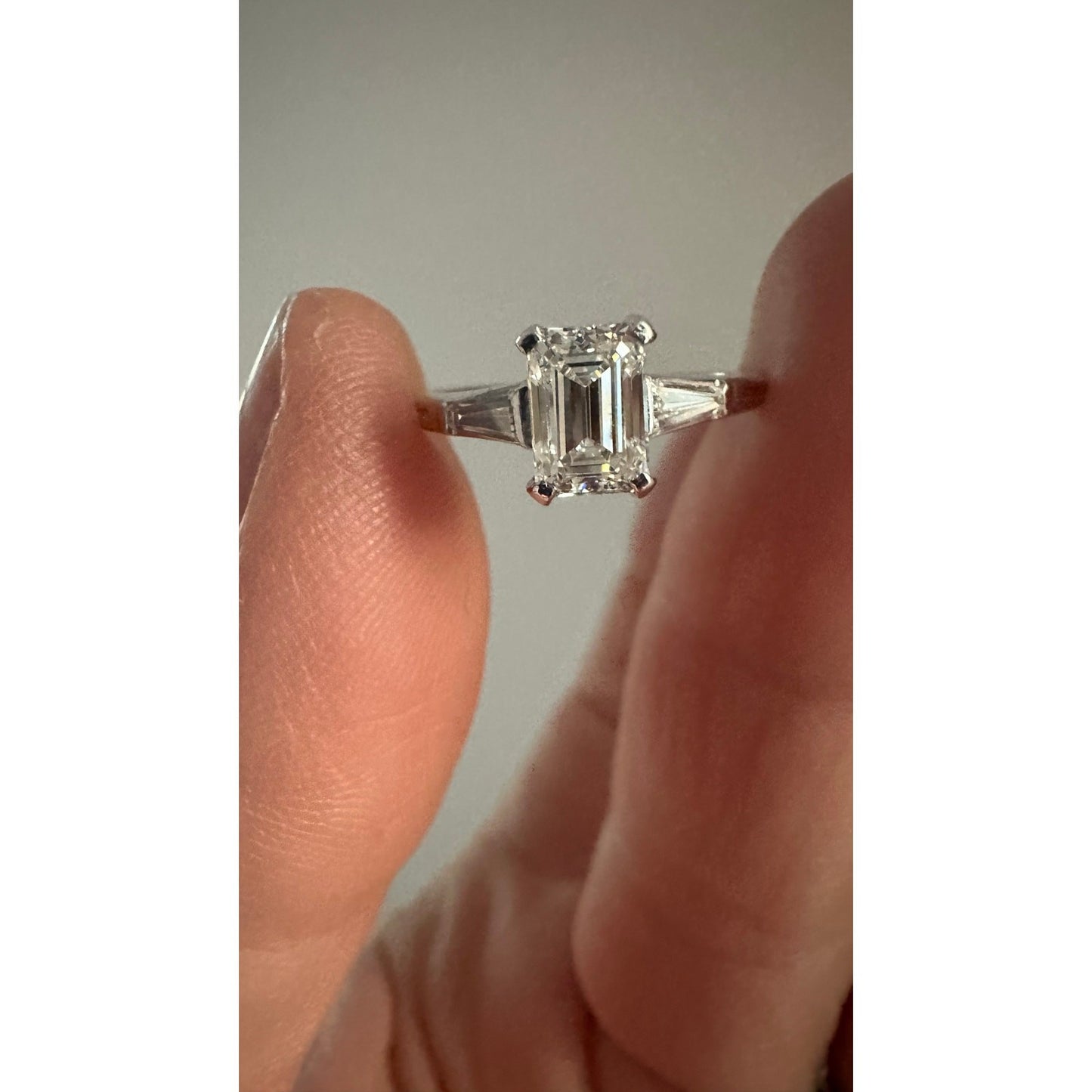 Vintage Tiffany 1ct Diamond VVS1 Faces Up Very White