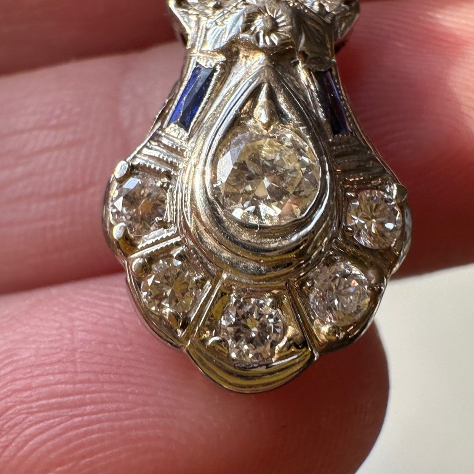 Antique art deco 20k diamond pendant necklace
