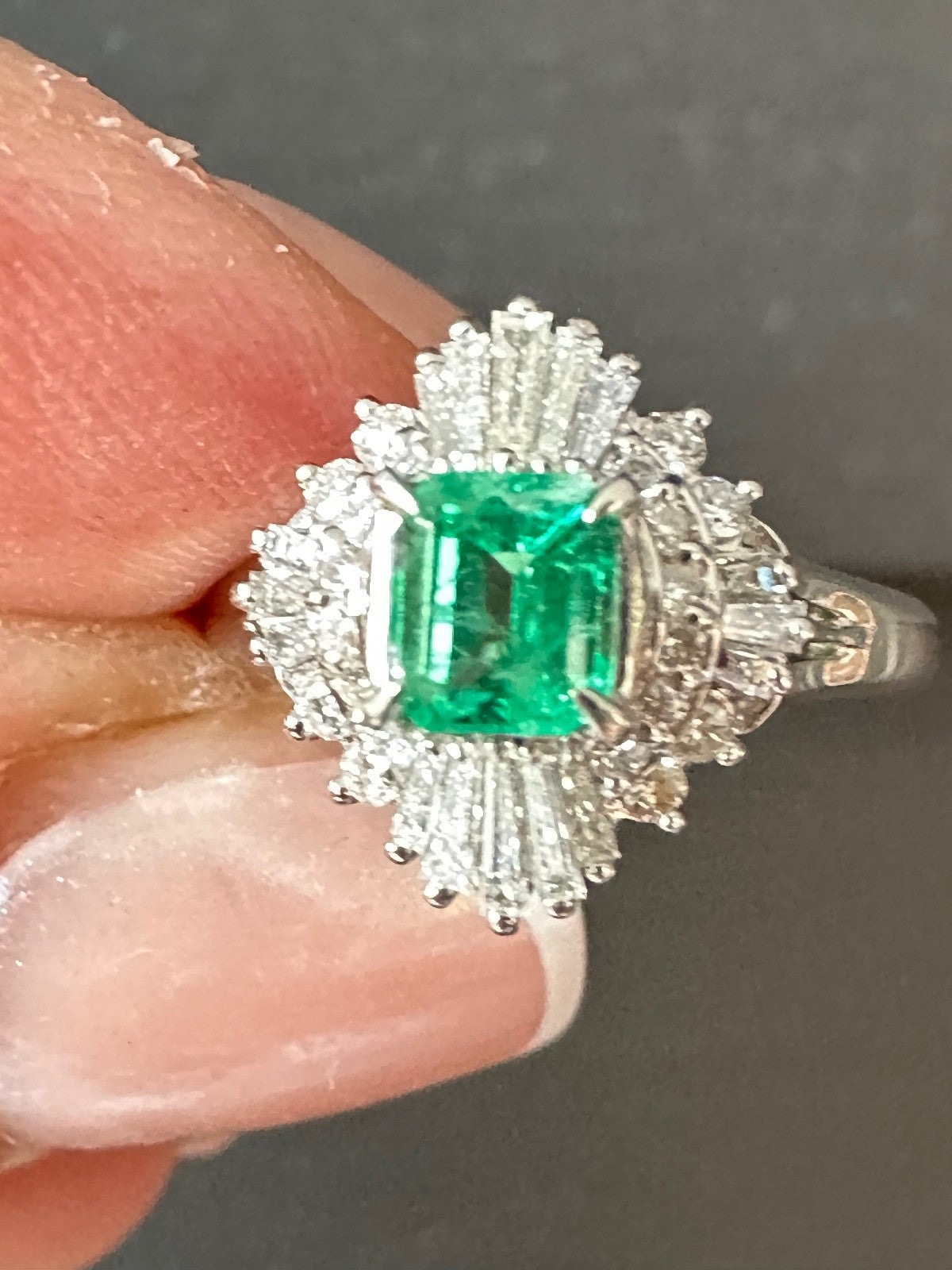 Vintage Platinum Diamond Emerald ring size 7