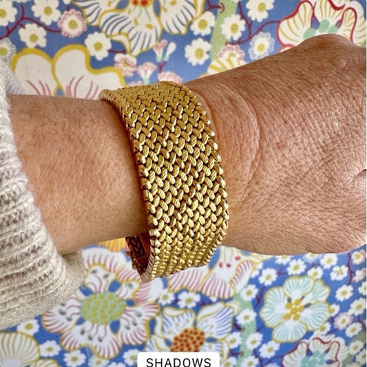 18k Gold Uno Aerre Gold Interwoven Bracelet / 46.81 Grams