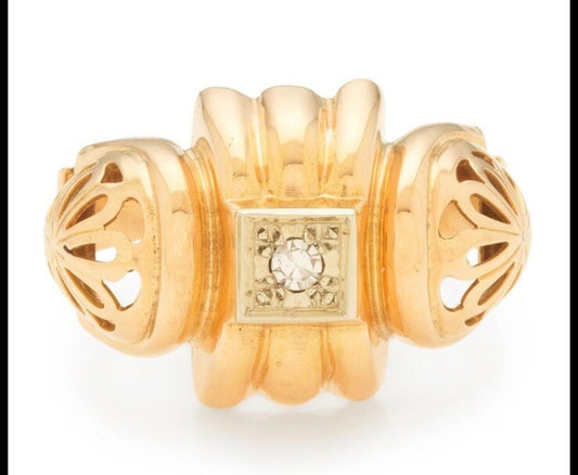 Gorgeous French Diamond Ring in 18k Gold