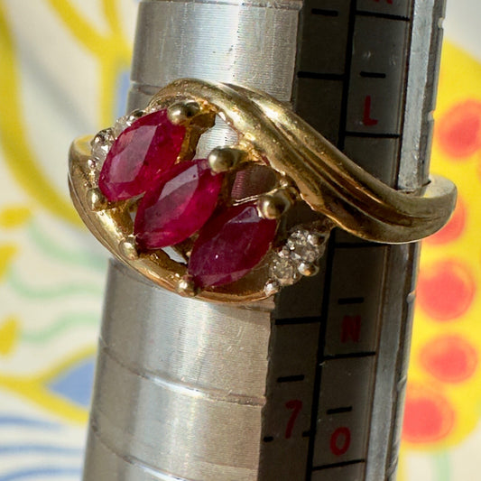 Vintage Ruby and Diamond 14k Gold ring size 6.5