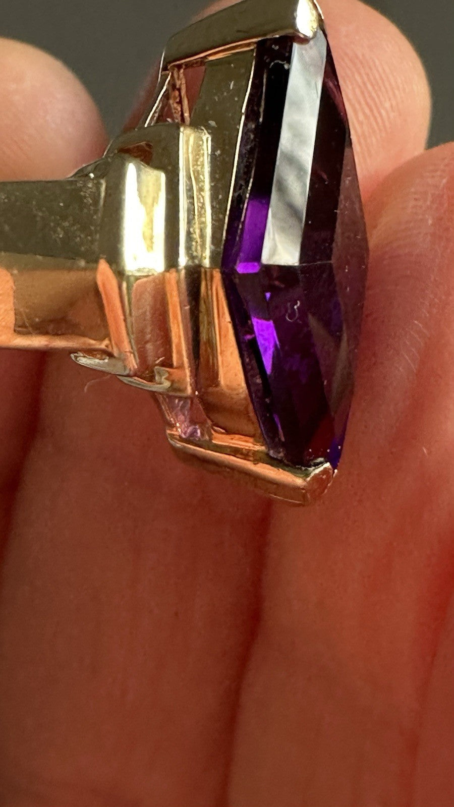 Art Deco 14k Gold Amethyst ring 