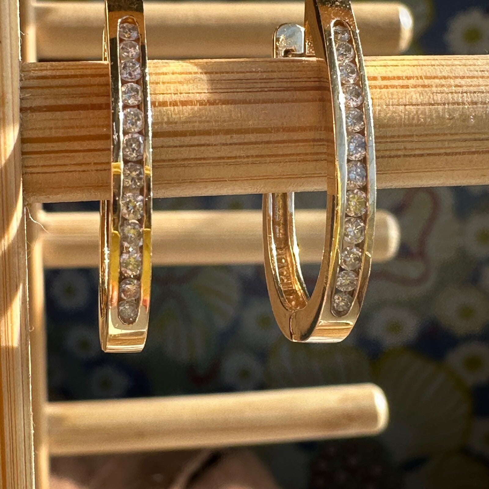 14k gold diamond oblong hoops 1.07 cttw 1 inch long
