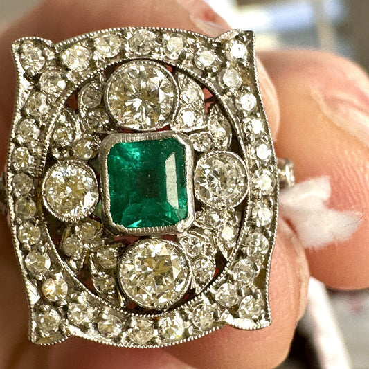 Antique Old Cut Diamond Emerald Shield Ring ( 2+ Cttw)