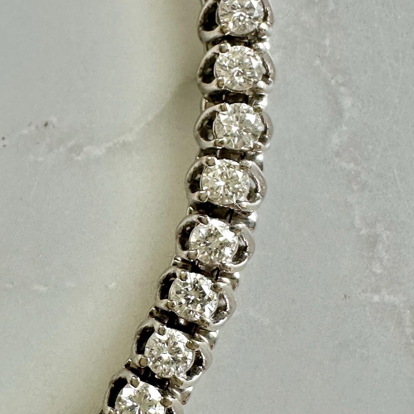 Diamond Line 2.5 + cttw Bracelet 17k White Gold