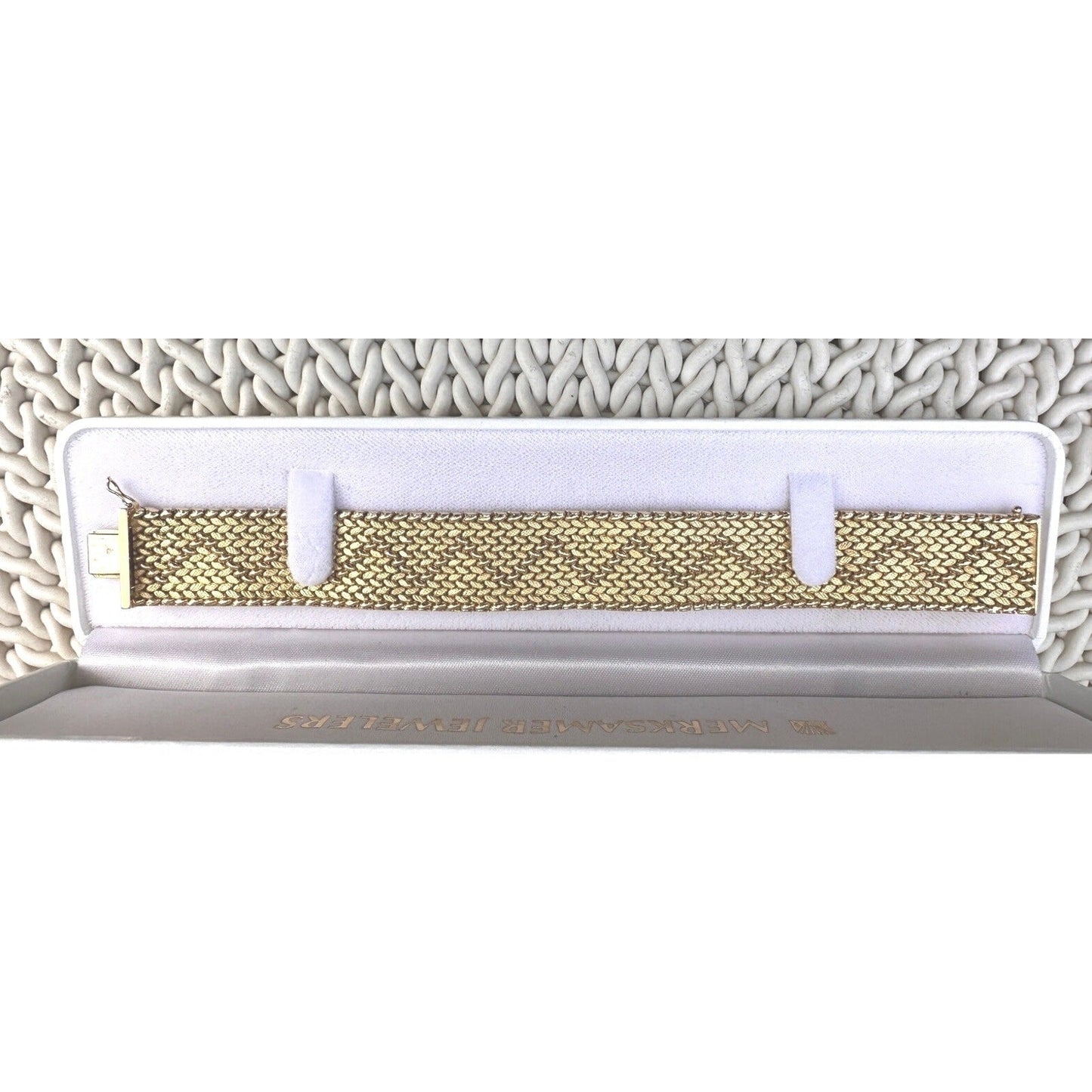 18k Gold Uno Aerre Gold Interwoven Bracelet / 46.81 Grams