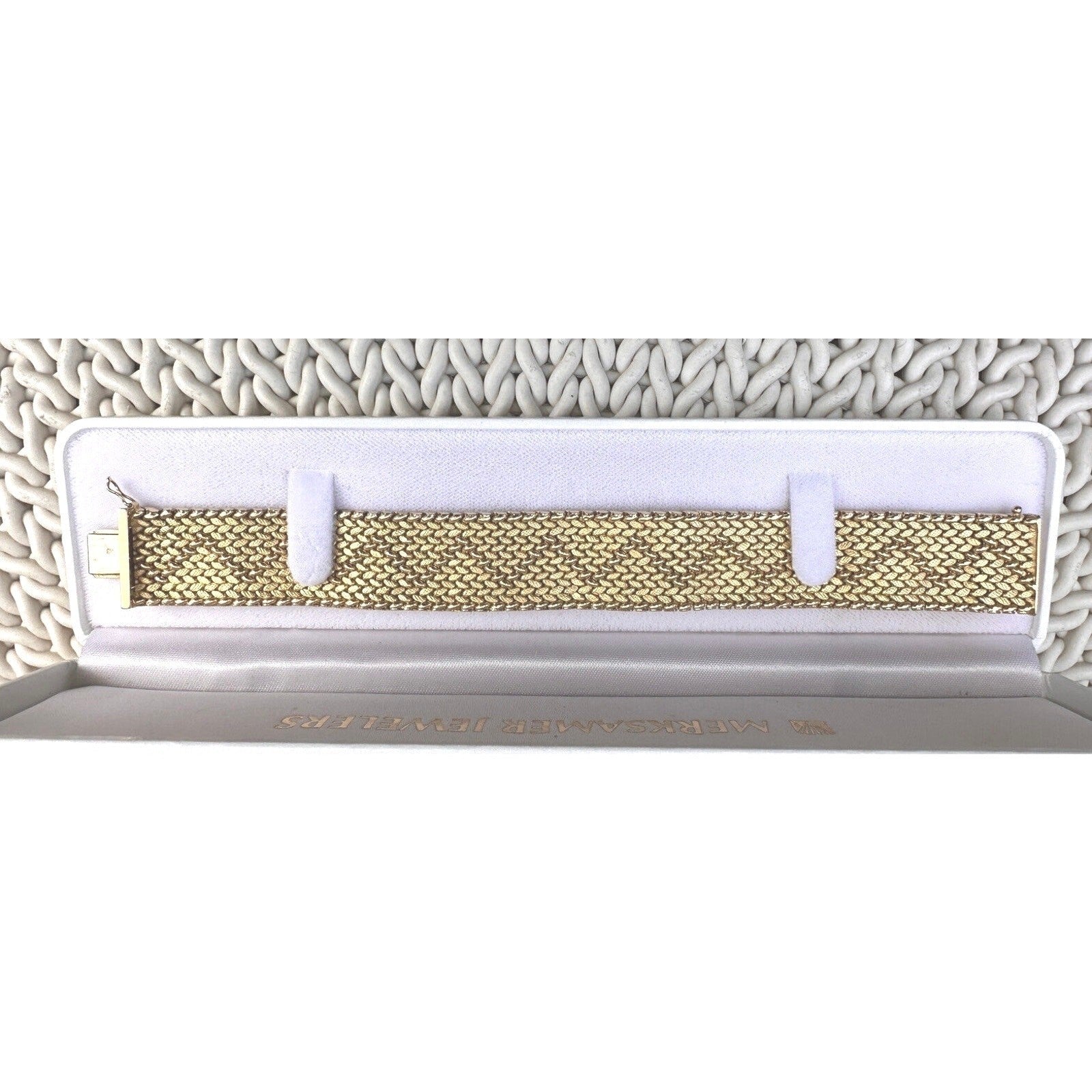 18k Gold Uno Aerre Gold Interwoven Bracelet / 46.81 Grams