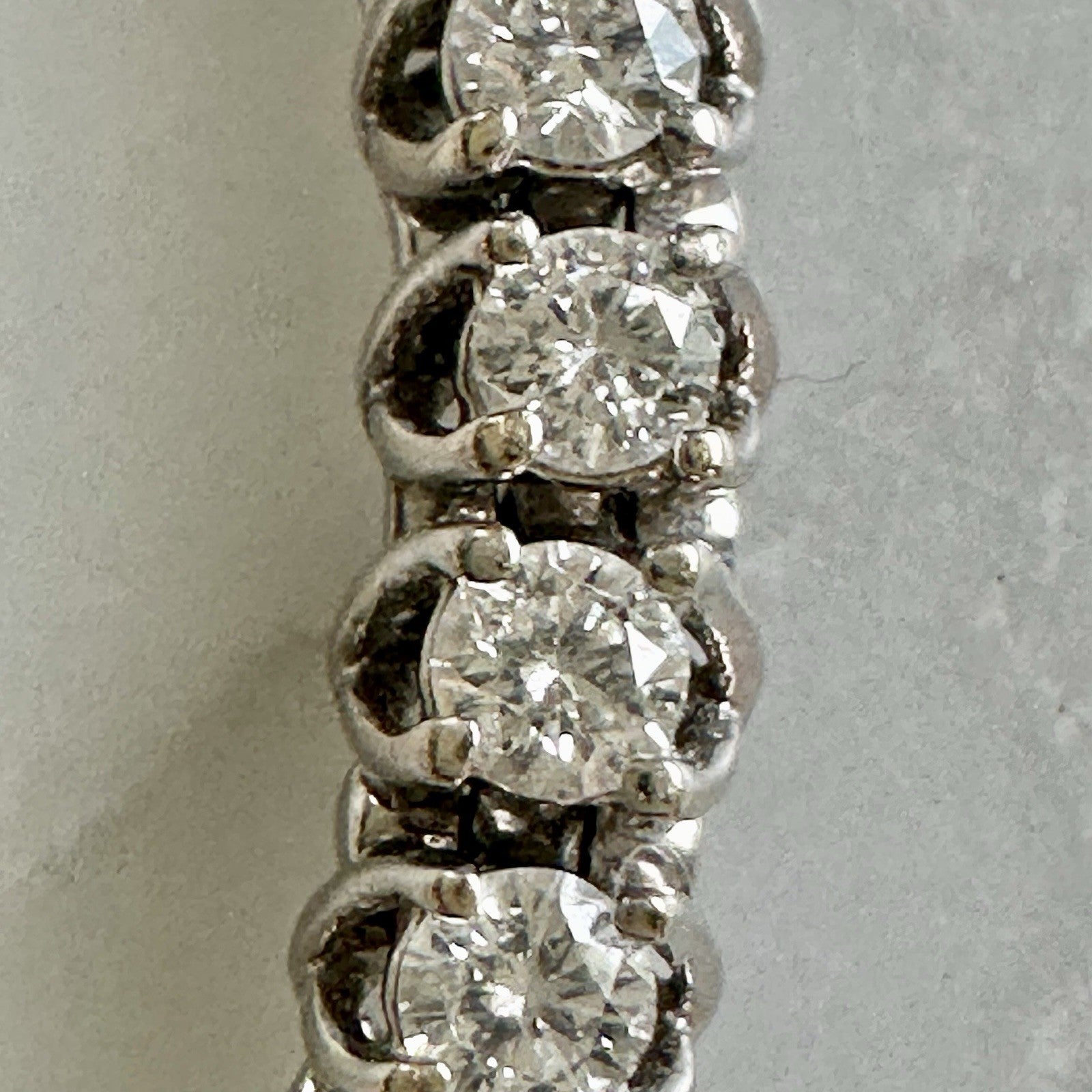 Diamond Line 2.5 + cttw Bracelet 17k White Gold