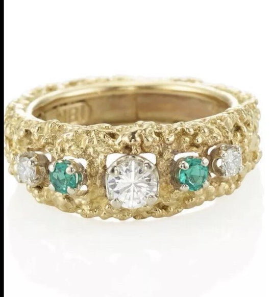 Hammerman Brothers VVSI Diamonds & Emerald  18k Yellow Gold Ring