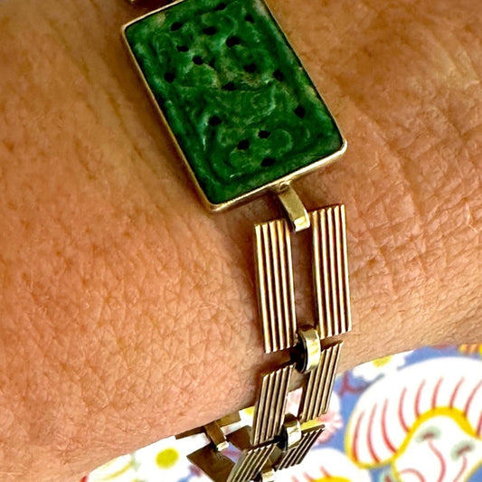 14k Gold Midcentury carved jade bracelet -