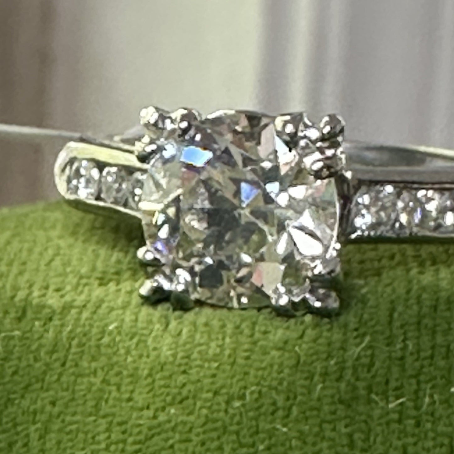Old European Cut 1.6 ct Diamond Ring VSI