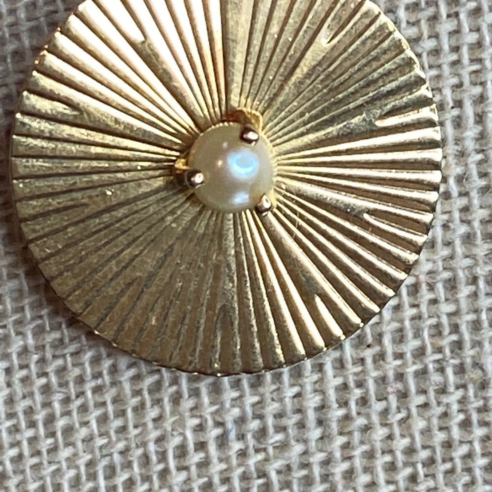 14k POM 24 inch Gold chain with POM 14k pendant with pearl.