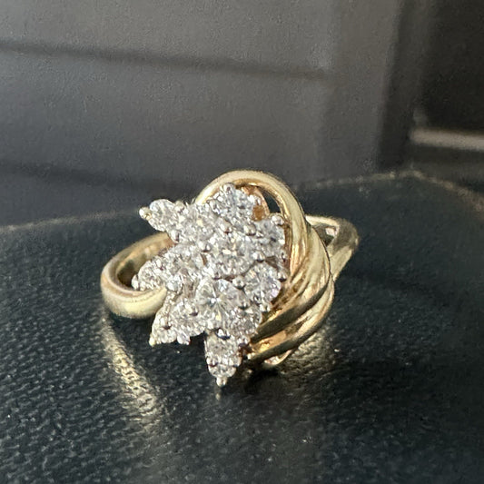 14k Diamond Spray Cluster Ring  Size 5